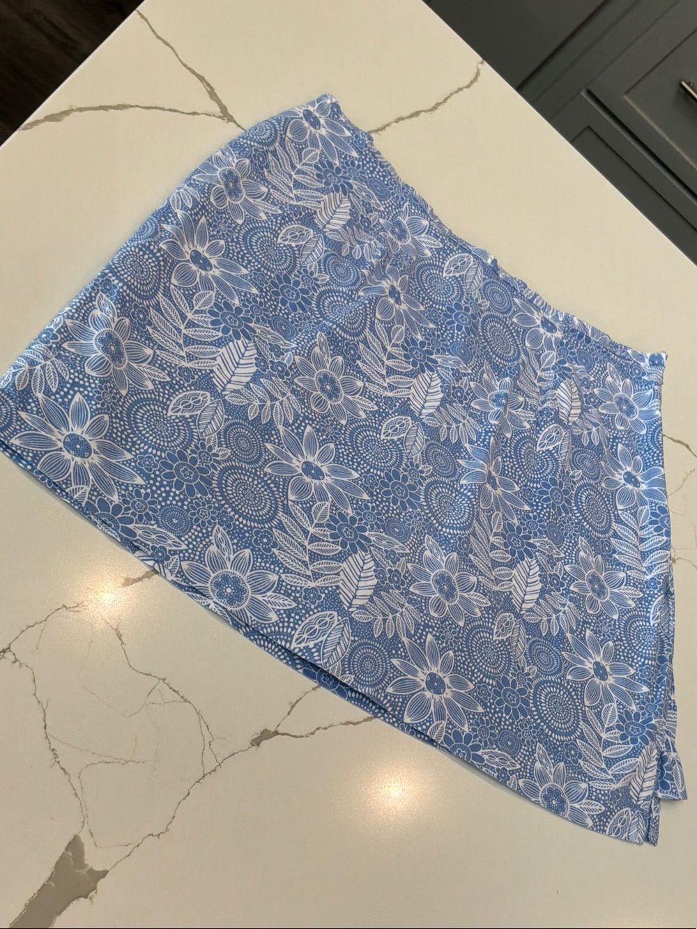 Kim Rogers Blue and White Floral Skort 14 Side Zipper